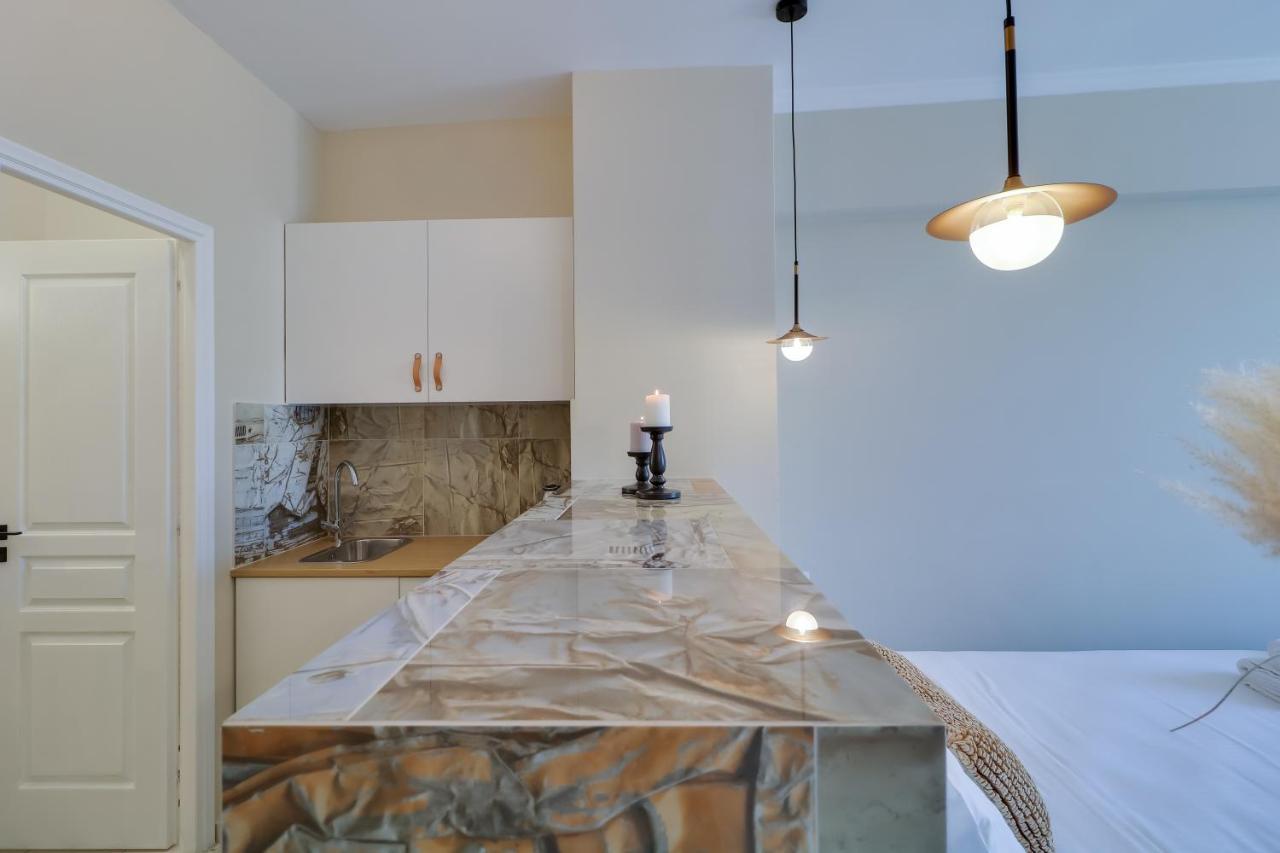 Ermou Fashion Suites By Living-Space Atene Esterno foto